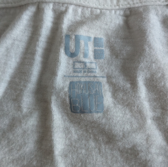 Uniqlo X Hokusai Blue Women's Small T-shirt - Picture 3 of 6